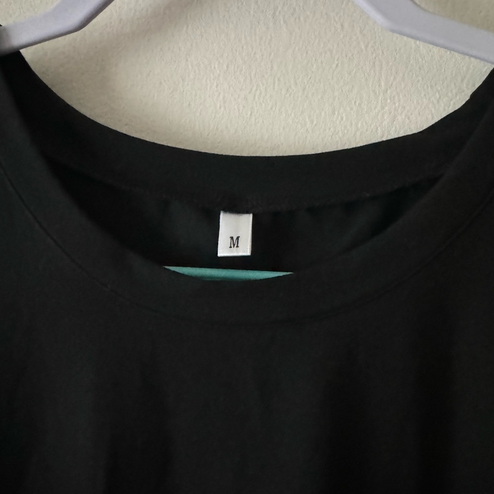 Amazon Basic Essential Tank Top - Picture 2 of 2